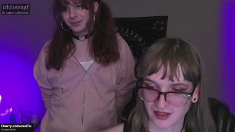 Snapshot of xmoonbeamx chatting on 12.04.24 Luna online show from 12.04.24