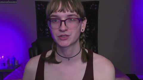 Snapshot of xmoonbeamx chatting on 12.11.24 Luna online show from 12.11.24