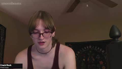 Snapshot of xmoonbeamx chatting on 02.06.25 Luna online show from 02.06.25