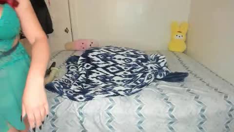 Rae  online show from 04.07.26