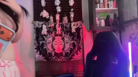 Snapshot of xopeachybaby chatting on 07.23.26 xopeachybaby online show from 07.23.26