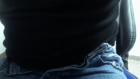 Snapshot of xoxopum chatting on 12.29.24 xoxopum online show from 12.29.24