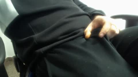 Snapshot of xoxopum chatting on 01.04.25 xoxopum online show from 01.04.25