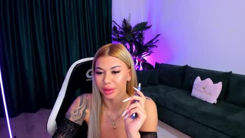 Snapshot of xpuka chatting on 02.16.26 xpuka online show from 02.16.26