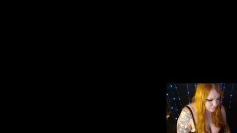 Snapshot of xredbanshee chatting on 11.10.25 xredbanshee online show from 11.10.25