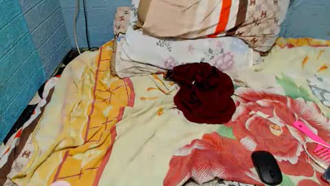 Snapshot of xsavagemistressx chatting on 12.25.24 Ask Me Baby online show from 12.25.24