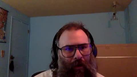 Snapshot of xshaihuludx chatting on 02.21.26 xshaihuludx online show from 02.21.26