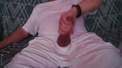 Snapshot of xslashmex chatting on 01.13.25 XslashmeX online show from 01.13.25