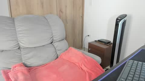 Snapshot of xspecialroomx chatting on 07.10.26 Hellen Sofia instagram hellen5546 online show from 07.10.26