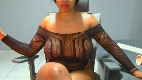 Snapshot of xspiketeex chatting on 06.25.26 spykeXtee online show from 06.25.26