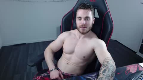 Snapshot of xtrakil chatting on 02.21.25 xtrakil online show from 02.21.25