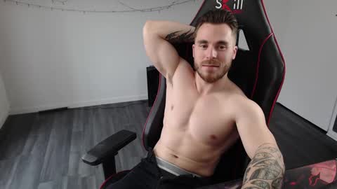 Snapshot of xtrakil chatting on 03.07.25 xtrakil online show from 03.07.25