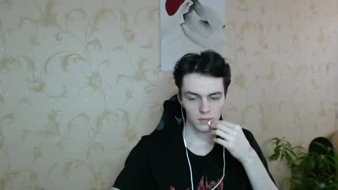 Snapshot of xtraqqq chatting on 05.16.26 traqqq online show from 05.16.26