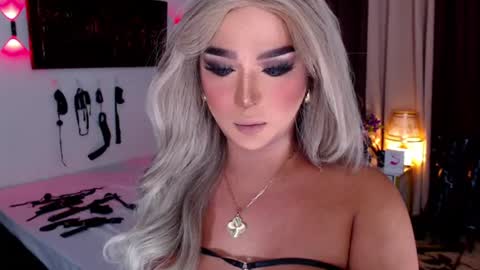 Snapshot of xworldclasskelly chatting on 07.17.26 K E L L Y online show from 07.17.26