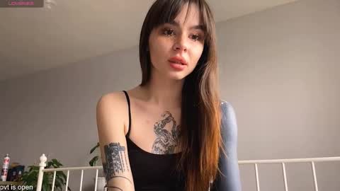 Lily online show from 03.25.26