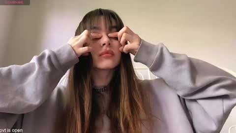 Lily online show from 05.14.26