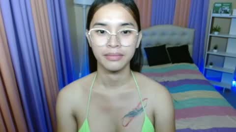 Snapshot of xxbigcockchloexx chatting on 02.25.26 CHLOES ROOM online show from 02.25.26