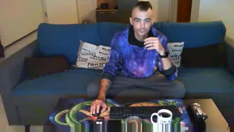 Snapshot of xxbooba_valentinoxx chatting on 10.01.25 xXBooba ValentinoXx online show from 10.01.25