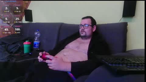 Snapshot of xxevoker chatting on 12.21.25 xxevoker online show from 12.21.25