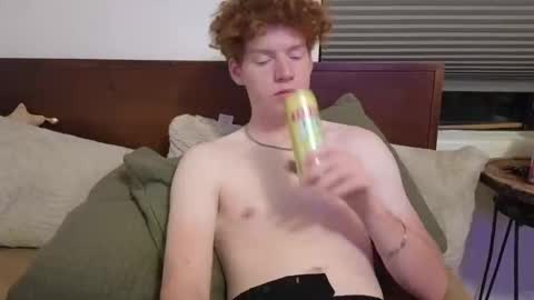 Snapshot of xxginger_ chatting on 10.06.25 XxGinger  online show from 10.06.25