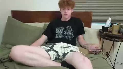 Snapshot of xxginger_ chatting on 10.22.25 XxGinger  online show from 10.22.25