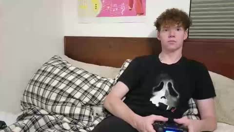 Snapshot of xxginger_ chatting on 12.14.25 XxGinger online show from 12.14.25