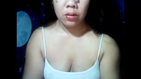 Snapshot of xxhotty_mom40xx chatting on 03.15.26 xxhotty_mom40xx online show from 03.15.26