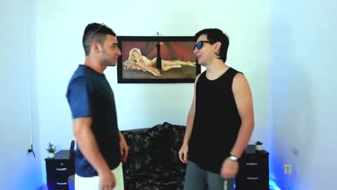 Snapshot of xxhoty0ung_boysxx chatting on 02.28.25 David and Mike online show from 02.28.25