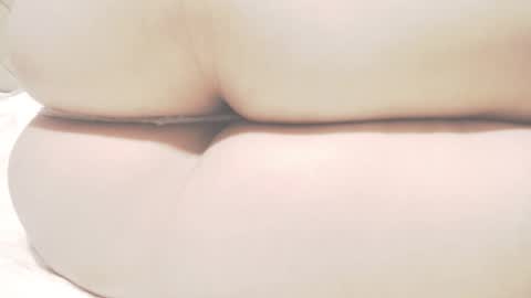 Snapshot of xxiisshi chatting on 12.22.25 xxiisshi online show from 12.22.25