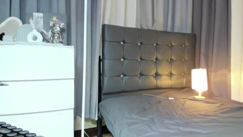 Snapshot of xxjasminfoxxx chatting on 09.14.25 xxjasminfoxxx online show from 09.14.25