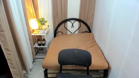 Snapshot of xxjasminfoxxx chatting on 11.06.25 xxjasminfoxxx online show from 11.06.25