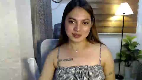 Snapshot of xxjulielovesyouxx chatting on 12.21.24 July online show from 12.21.24