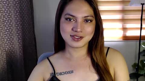 Snapshot of xxjulielovesyouxx chatting on 01.06.25 July online show from 01.06.25