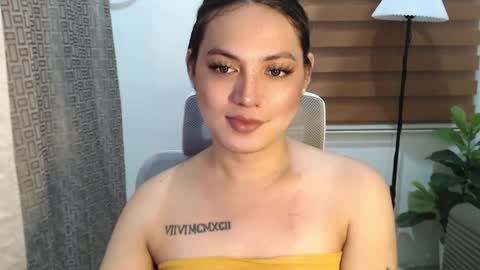 Snapshot of xxjulielovesyouxx chatting on 01.25.25 July online show from 01.25.25