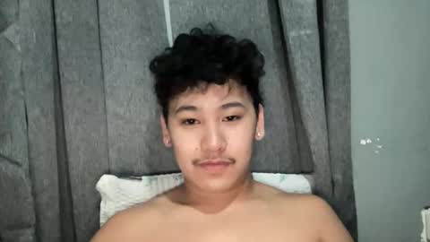 Snapshot of xxkelly0125xx chatting on 11.08.25 John online show from 11.08.25