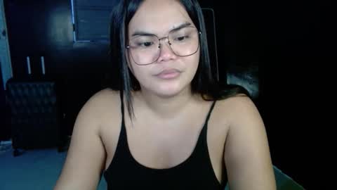 Snapshot of xxkylie_smithxx chatting on 10.13.25 Kylie Smith online show from 10.13.25