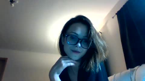 Snapshot of xxlily_monroexx chatting on 09.18.25 xxlily_monroexx online show from 09.18.25