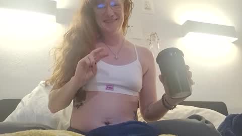 Snapshot of xxmariebliss chatting on 02.06.26 xxmariebliss online show from 02.06.26