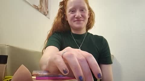 Snapshot of xxmariebliss chatting on 02.18.26 xxmariebliss online show from 02.18.26