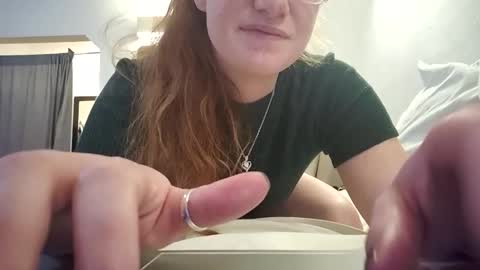 Snapshot of xxmariebliss chatting on 02.28.26 xxmariebliss online show from 02.28.26