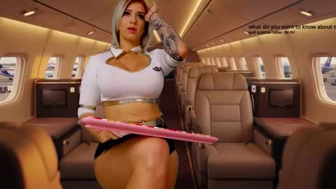 Snapshot of xxmile_ chatting on 11.23.25 Milena online show from 11.23.25