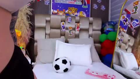 Snapshot of xxmile_ chatting on 07.09.26 Milena online show from 07.09.26