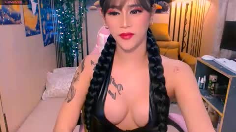 xxmissjuliaxx online show from 11.17.25