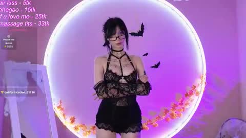 Rayna online show from 10.28.25