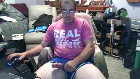 Snapshot of xxscubastevexxx chatting on 10.31.25 xxScubaStevexx online show from 10.31.25