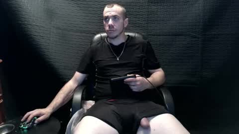Snapshot of xxscubastevexxx chatting on 11.19.25 xxScubaStevexx online show from 11.19.25