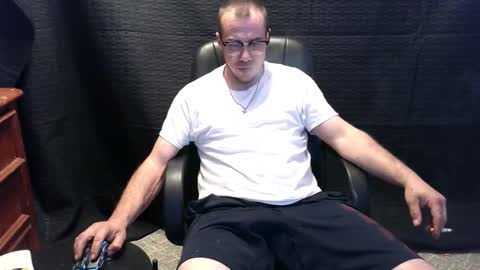 Snapshot of xxscubastevexxx chatting on 11.24.25 xxScubaStevexx online show from 11.24.25