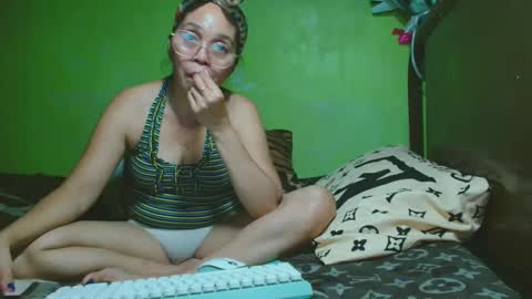 Snapshot of xxsexypinayxx chatting on 02.19.25 xxsexypinayxx online show from 02.19.25