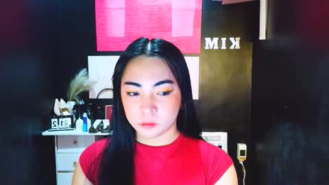 Snapshot of xxslutty_kim chatting on 12.14.25 xxslutty kim online show from 12.14.25