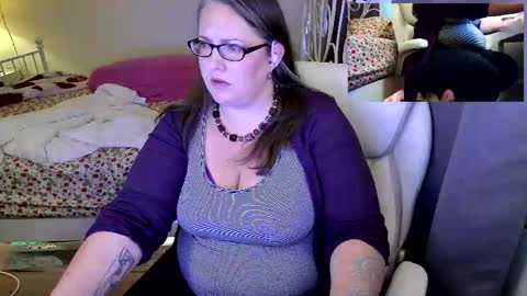 Strawberry Jane online show from 06.04.26
